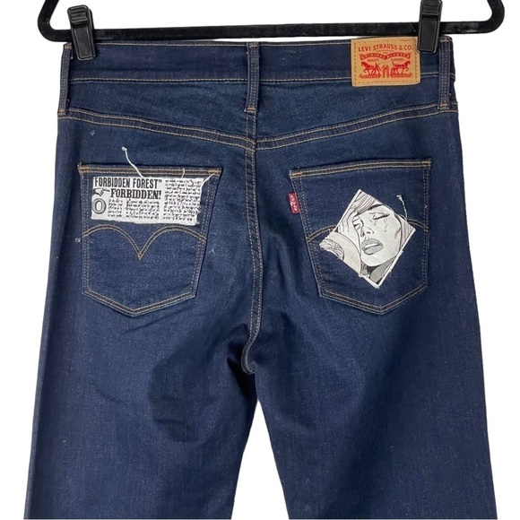 LEVI'S SLIMMING STRAIGHT HIGH RISE CUSTOMIZED HARRY POTTER PATCH DARK DENIM JEAN - Picture 8 of 15